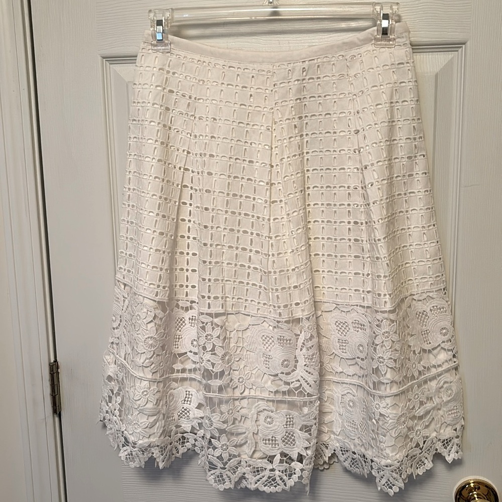Talbots White Eyelet Lace A-line Skirt Women’s Size 6